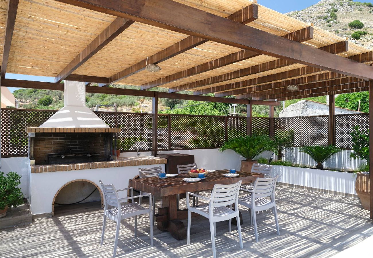 Villa in Spili - Casa Sofia Cottage House, By Hellocrete