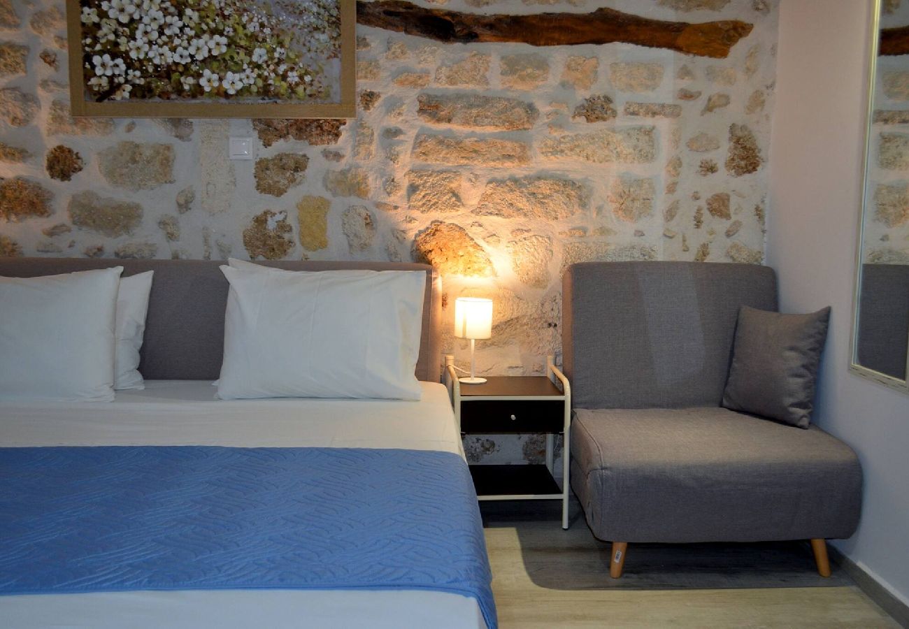 Studio in Rethymno - Renato Apartment in the heart of Rethymno Old Town 