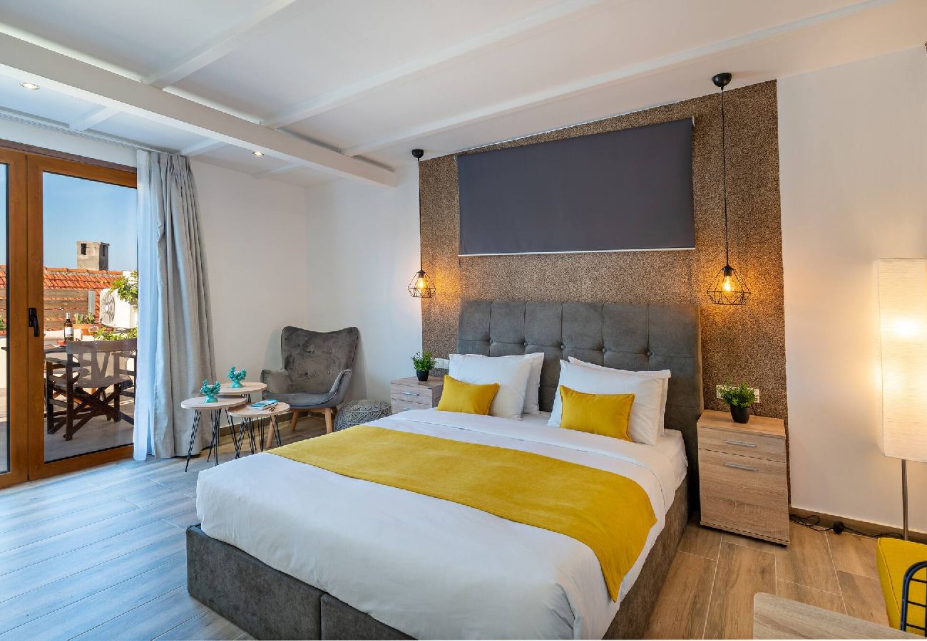 Studio in Rethymno - Remel Rooftop Apartment in the heart of Rethymno Old Town
