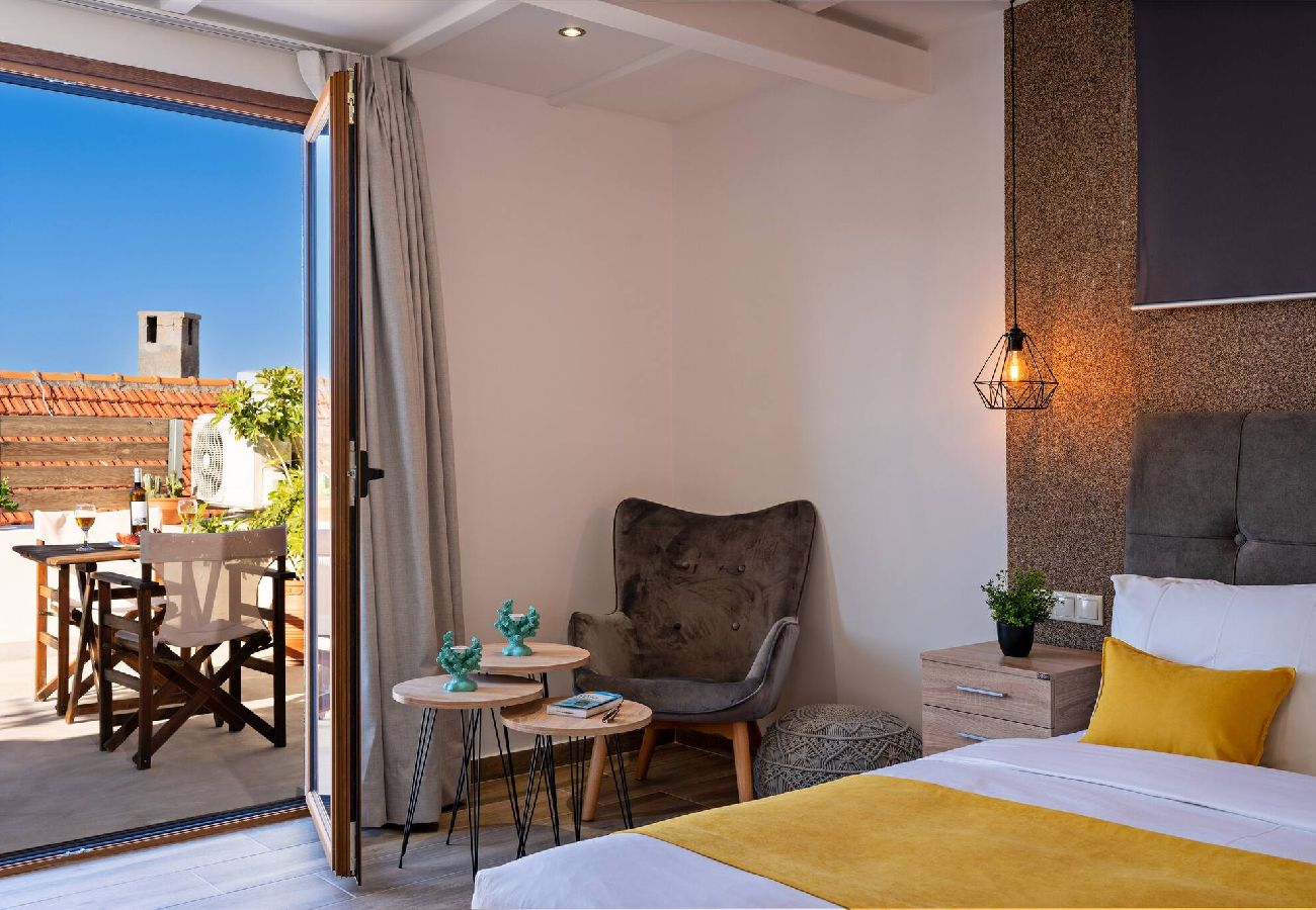 Studio in Rethymno - Remel Rooftop Apartment in the heart of Rethymno Old Town