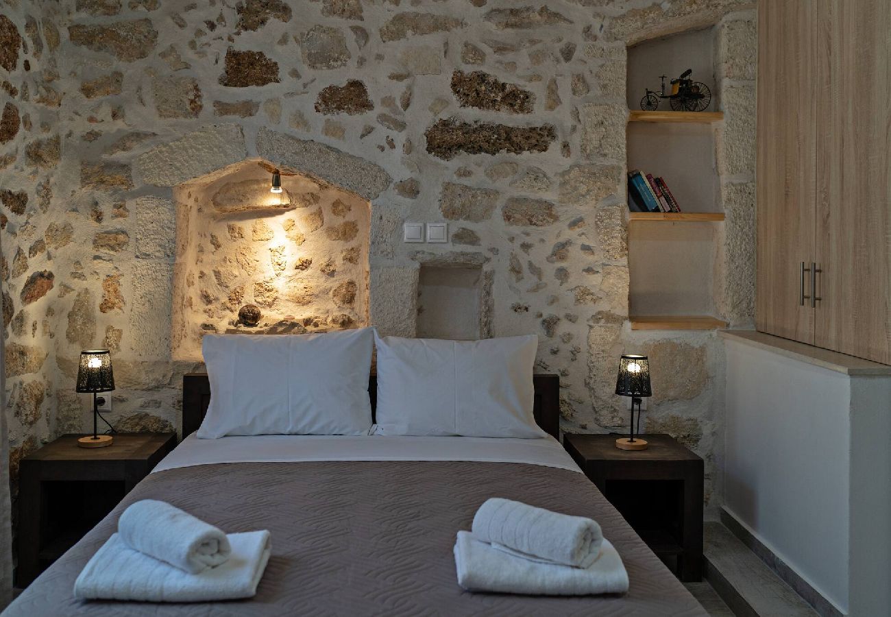 Studio in Rethymno - Melina Apartment in the heart of Rethymno Old Town