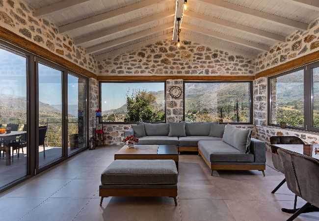 Villa in Mesonisia - Villa Marlia