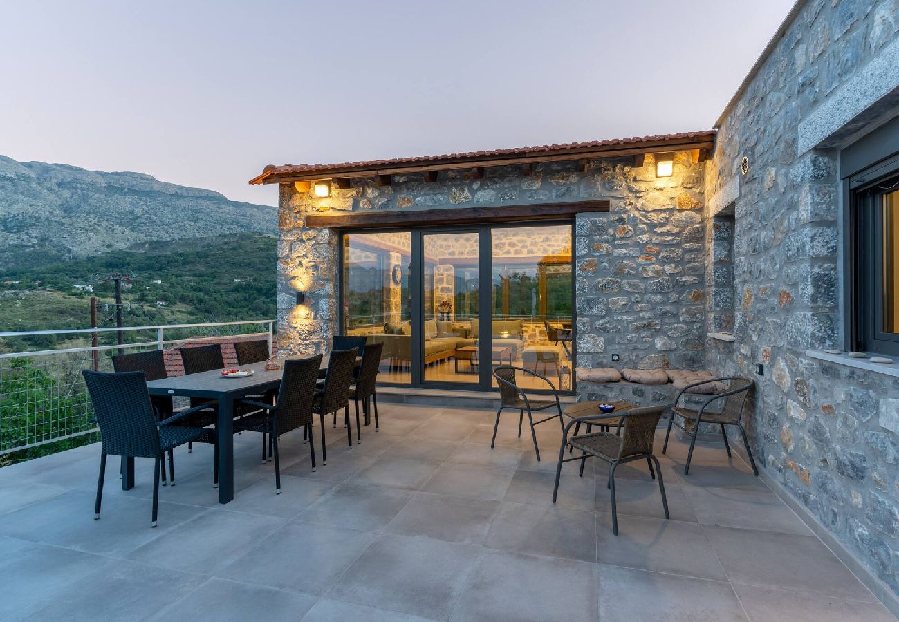 Villa in Mesonisia - Villa Marlia