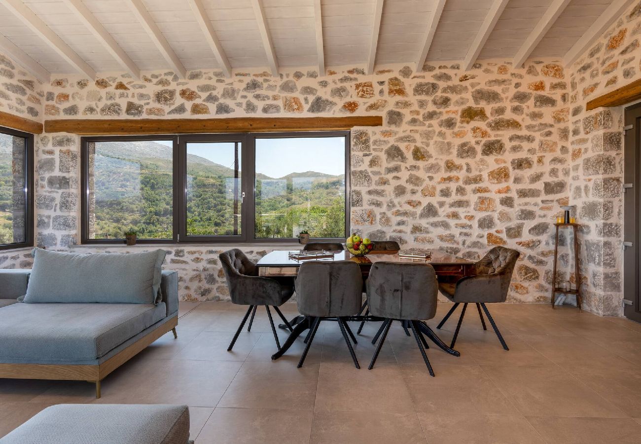 Villa in Mesonisia - Villa Marlia