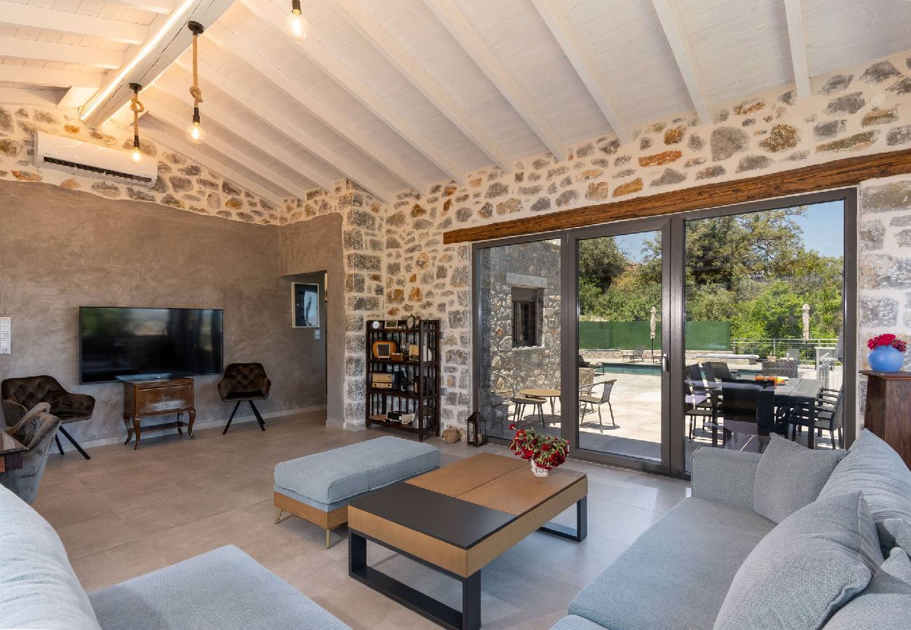 Villa in Mesonisia - Villa Marlia