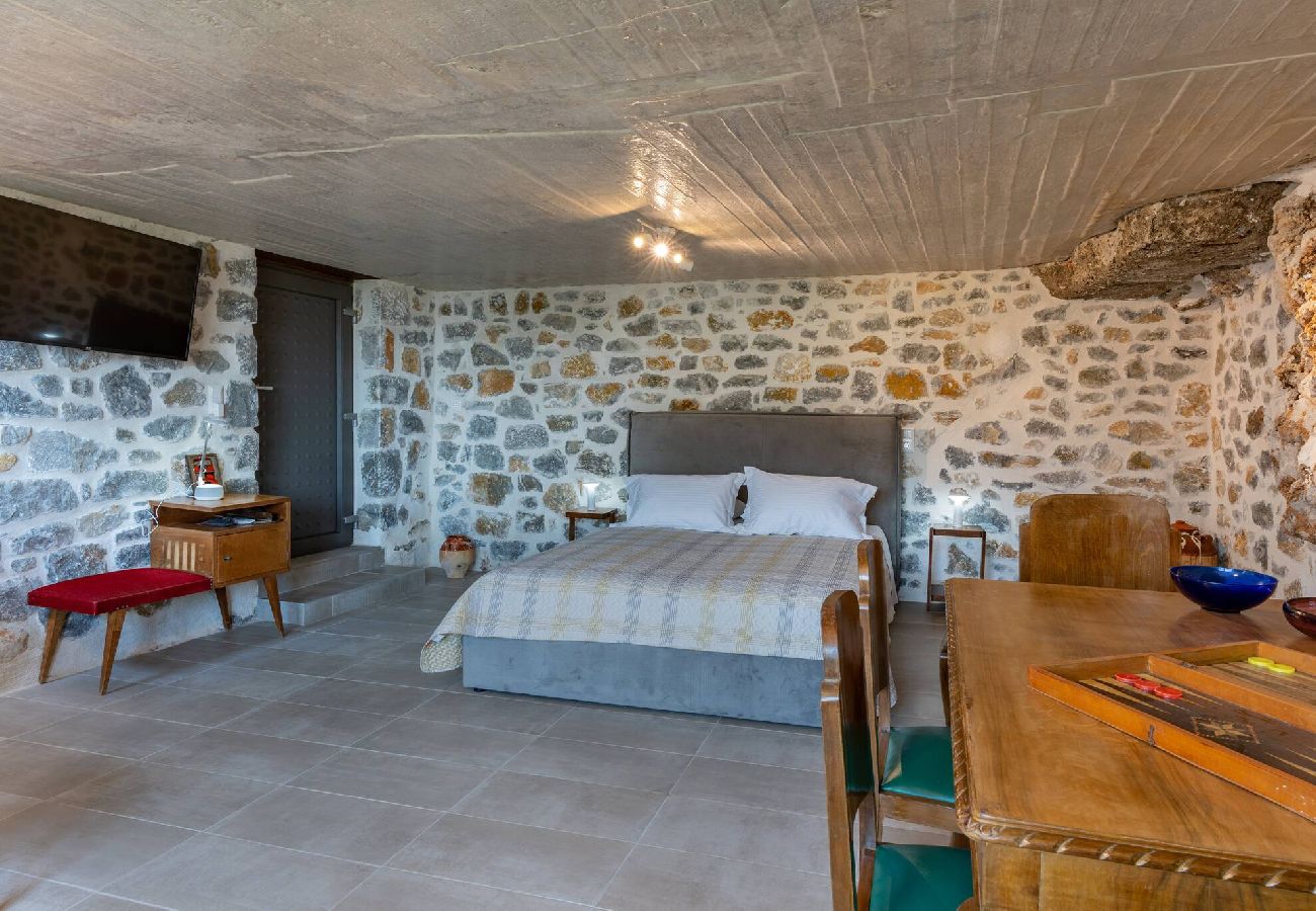 Villa in Mesonisia - Villa Marlia