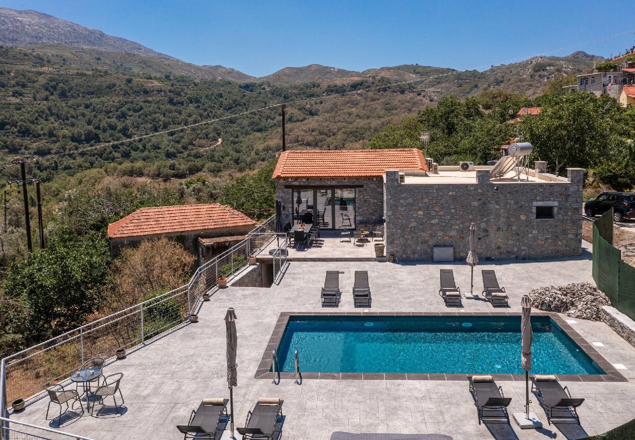 Villa in Mesonisia - Villa Marlia