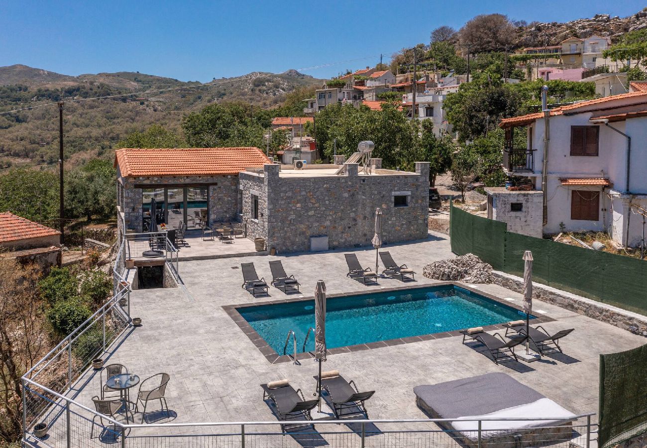 Villa in Mesonisia - Villa Marlia