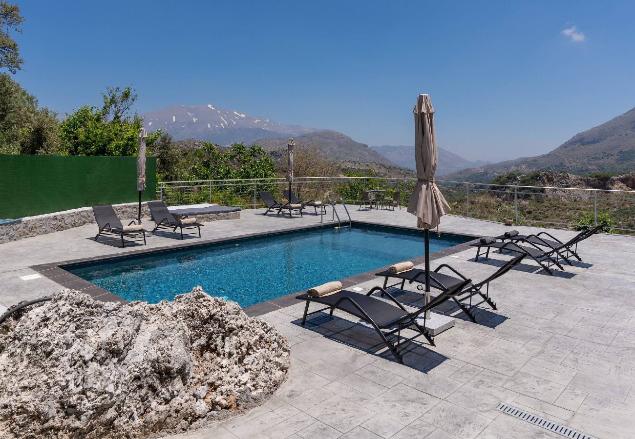 Villa in Mesonisia - Villa Marlia