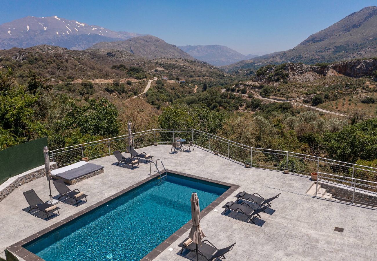 Villa in Mesonisia - Villa Marlia