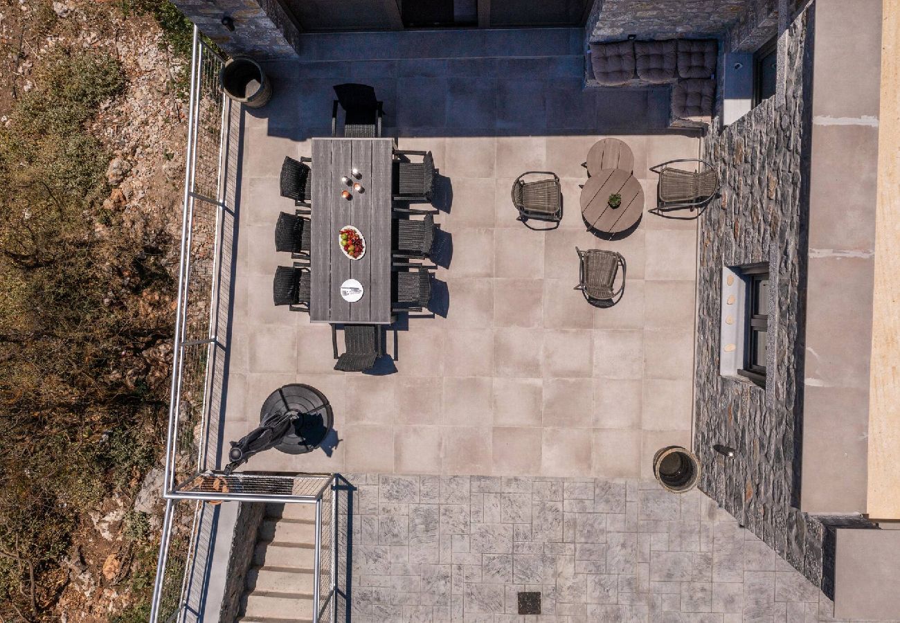 Villa in Mesonisia - Villa Marlia