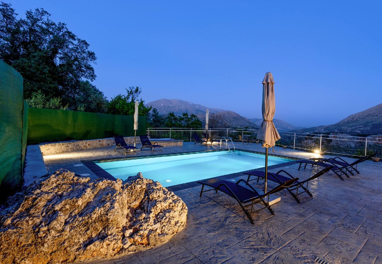 Villa in Mesonisia - Villa Marlia