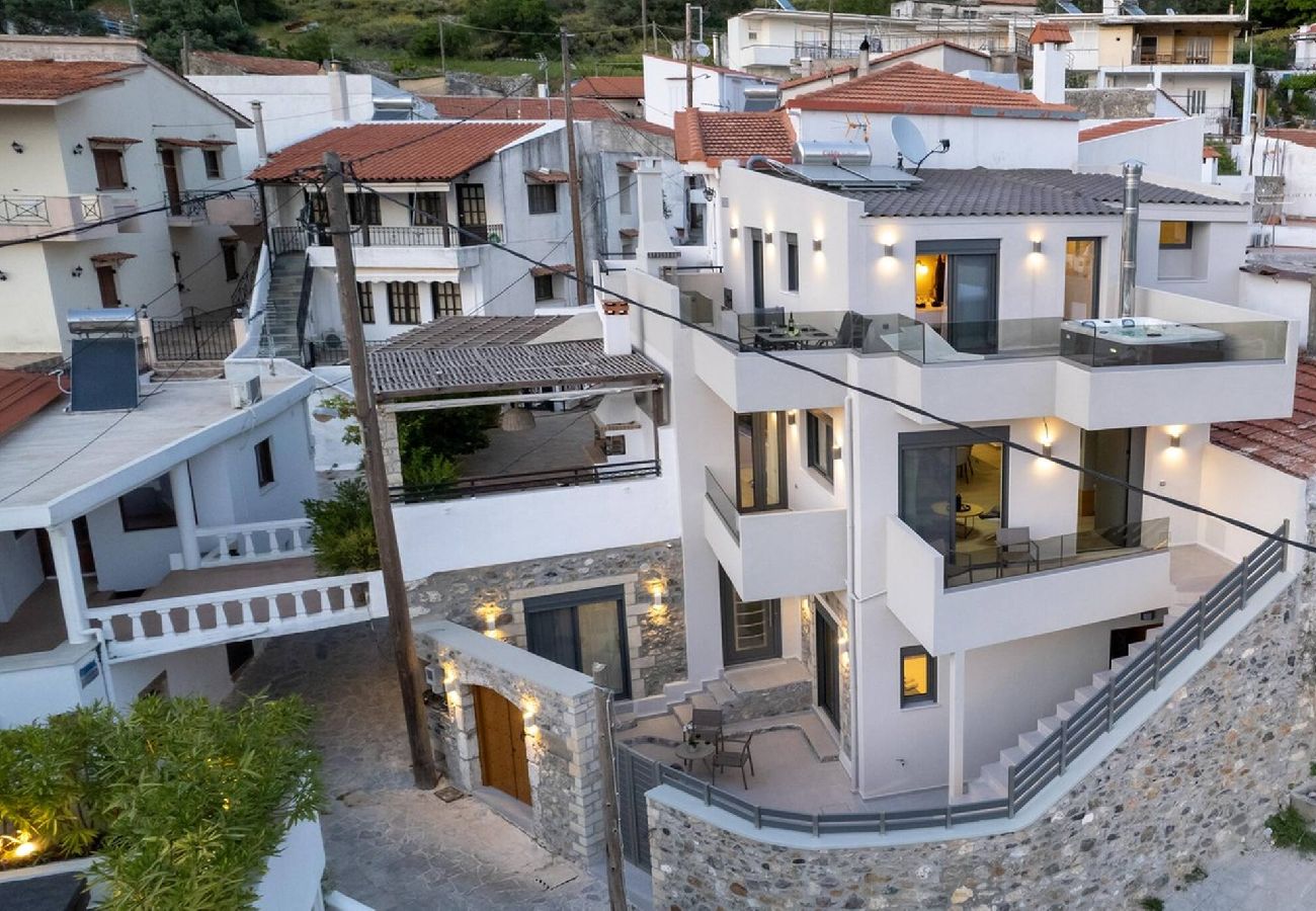 Apartment in Spili - Casa Teo Apt1, By Hellocrete