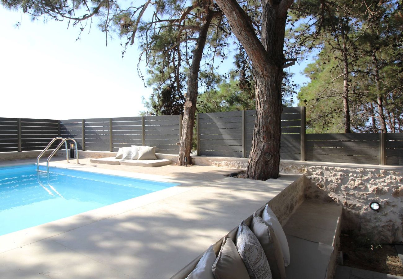 Villa in Violi Charaki - Villa Pefka just a few km from city centre