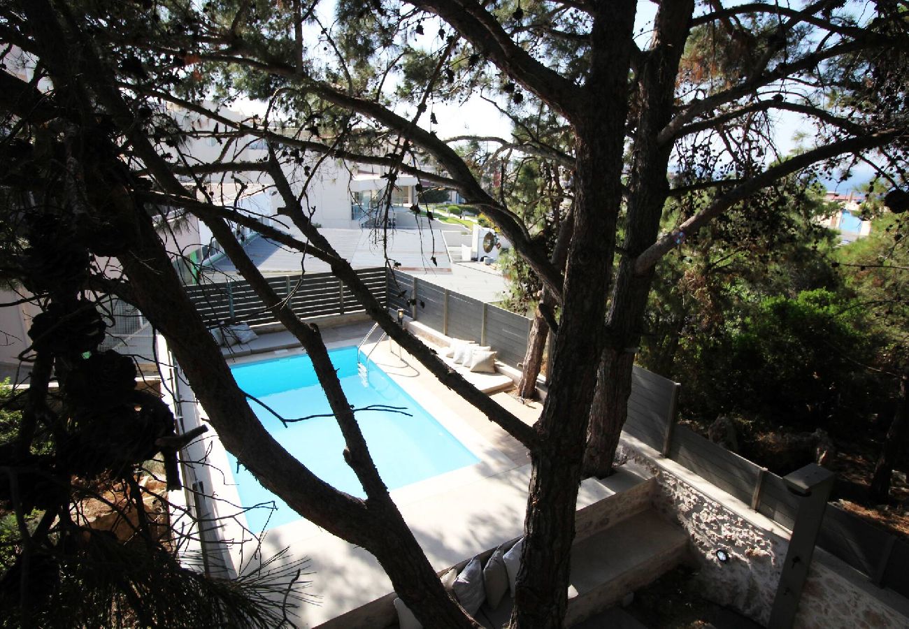 Villa in Violi Charaki - Villa Pefka just a few km from city centre