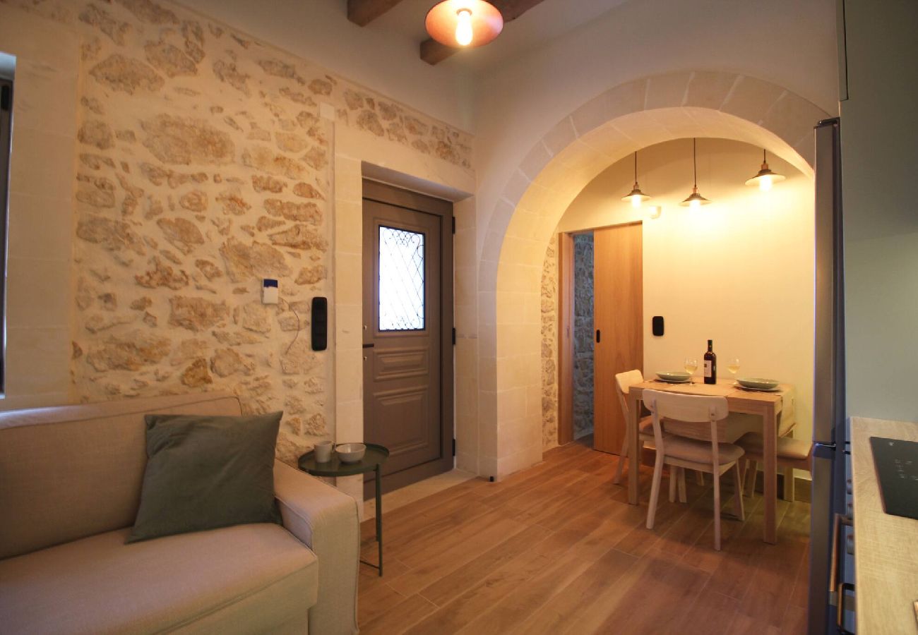 Villa in Violi Charaki - Villa Pefka just a few km from city centre