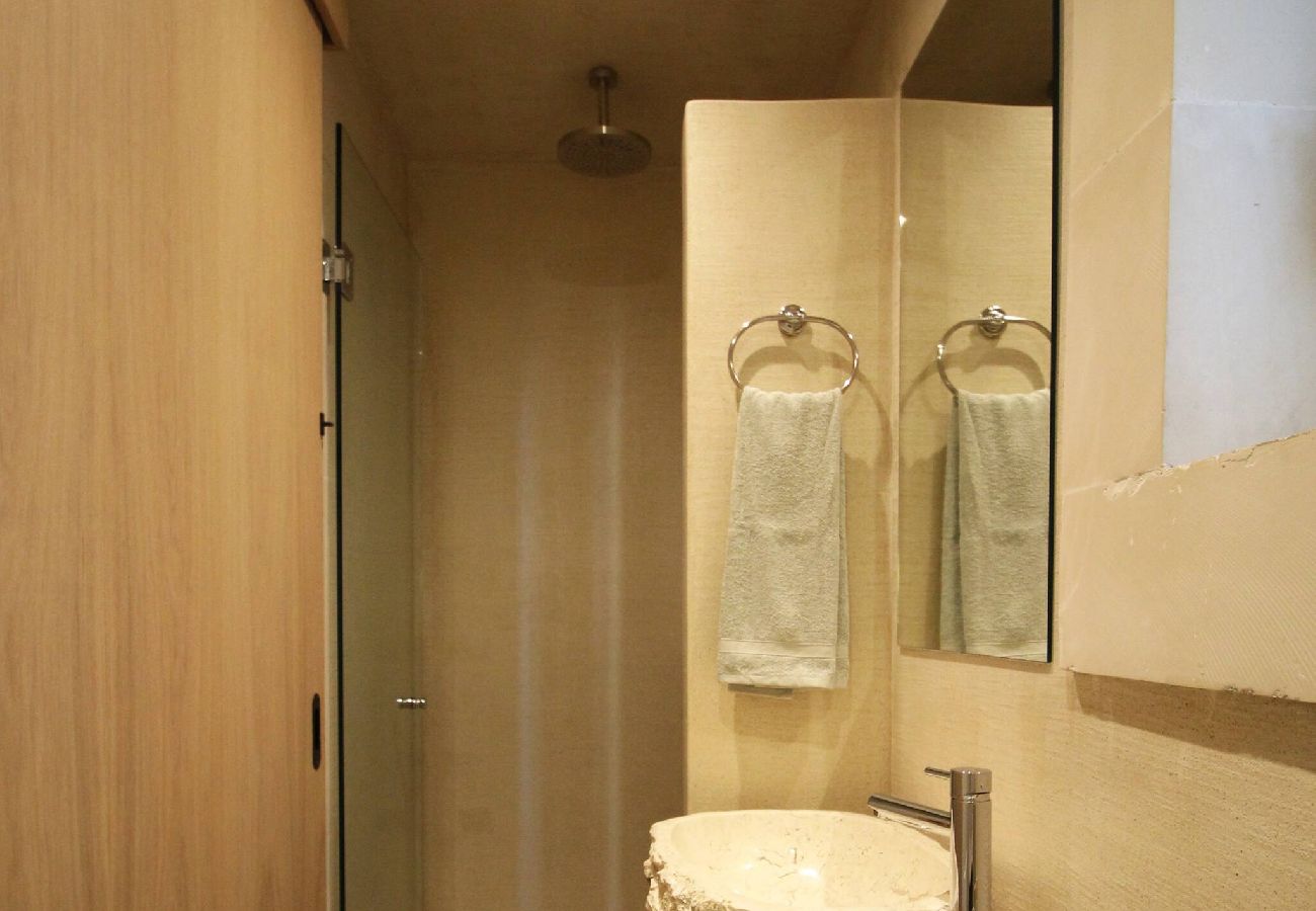 Villa in Violi Charaki - Villa Pefka just a few km from city centre