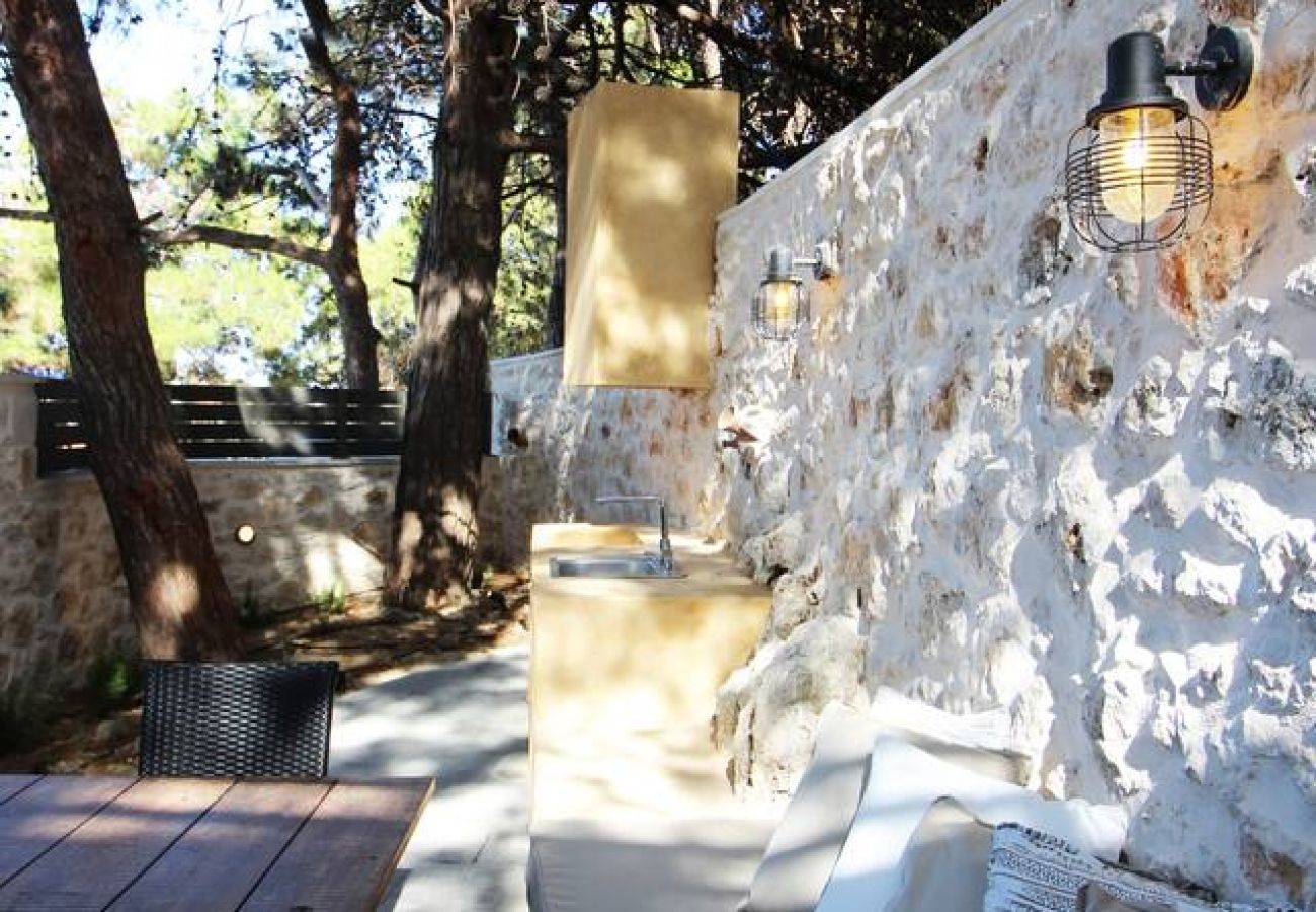 Villa in Violi Charaki - Villa Pefka just a few km from city centre