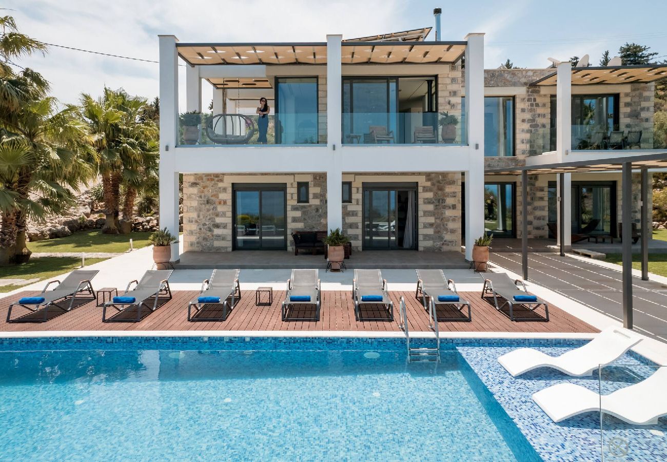 Villa in Vamos - Blue Skyline Magnificent Villa, By Hellocrete