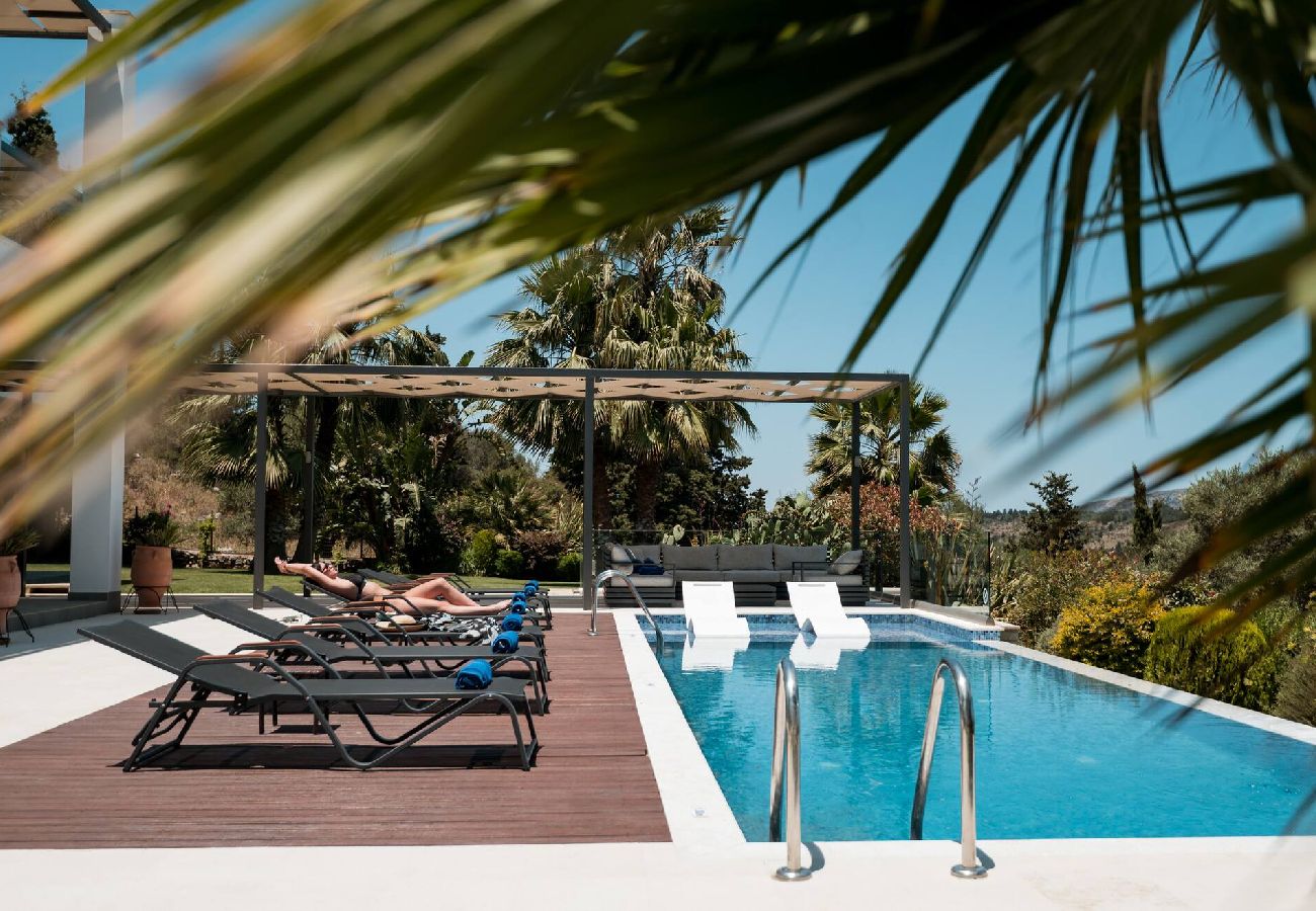 Villa in Vamos - Blue Skyline Magnificent Villa, By Hellocrete