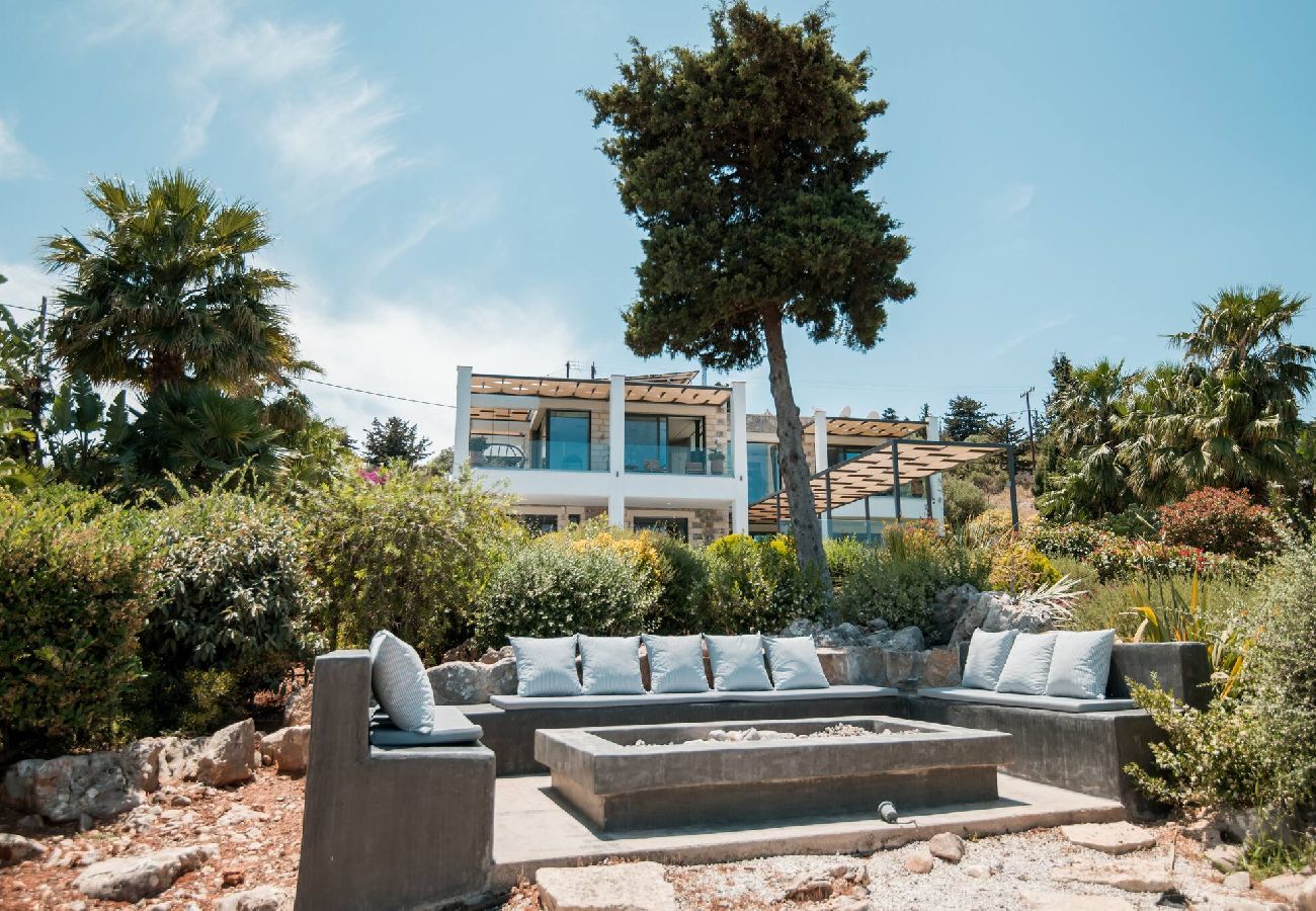 Villa in Vamos - Blue Skyline Magnificent Villa, By Hellocrete