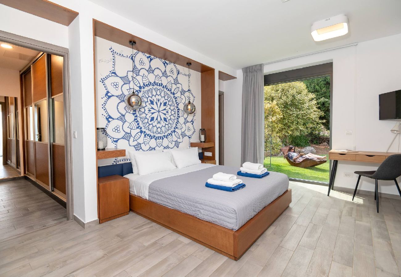 Villa in Vamos - Blue Skyline Magnificent Villa, By Hellocrete