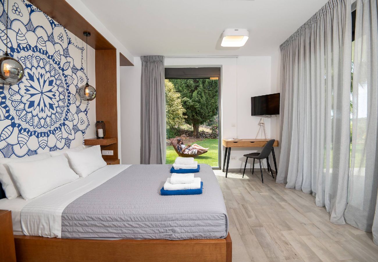 Villa in Vamos - Blue Skyline Magnificent Villa, By Hellocrete