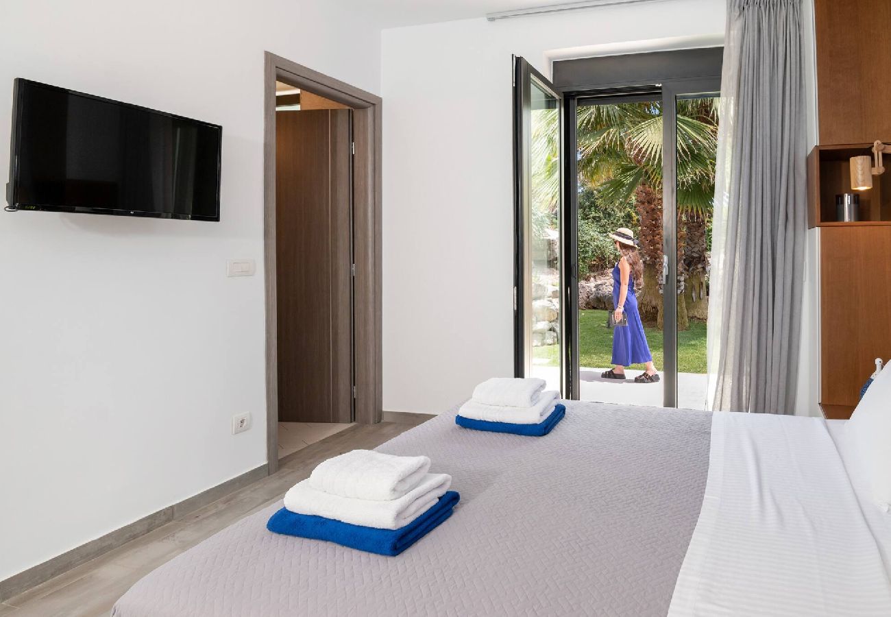 Villa in Vamos - Blue Skyline Magnificent Villa, By Hellocrete