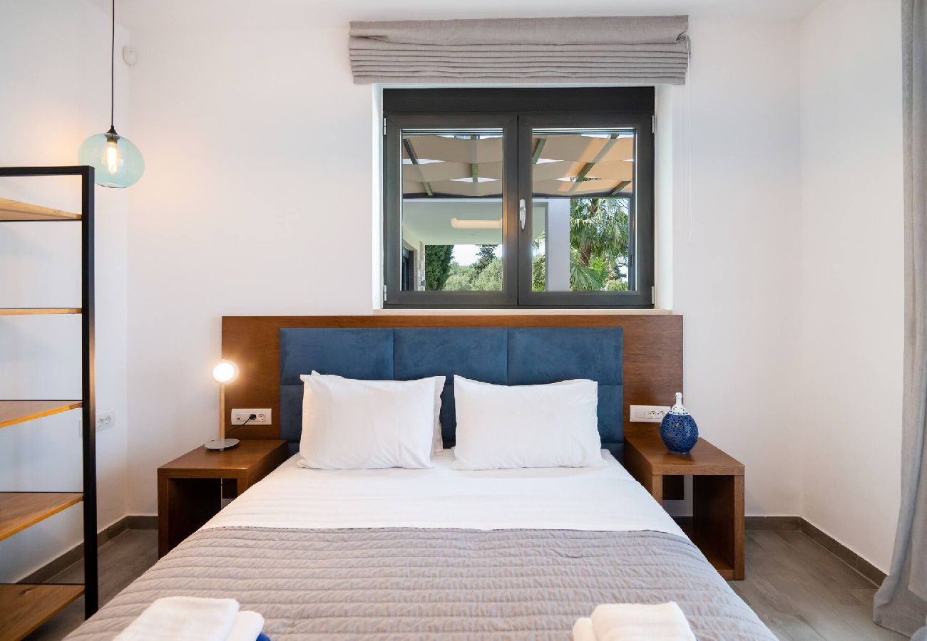 Villa in Vamos - Blue Skyline Magnificent Villa, By Hellocrete