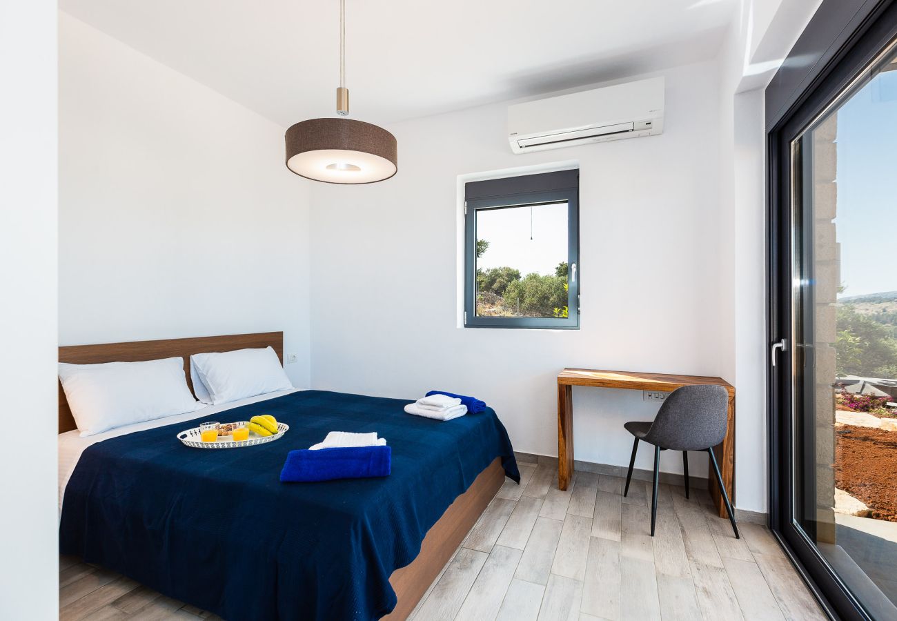 Villa in Vamos - Blue Skyline Magnificent Villa, By Hellocrete