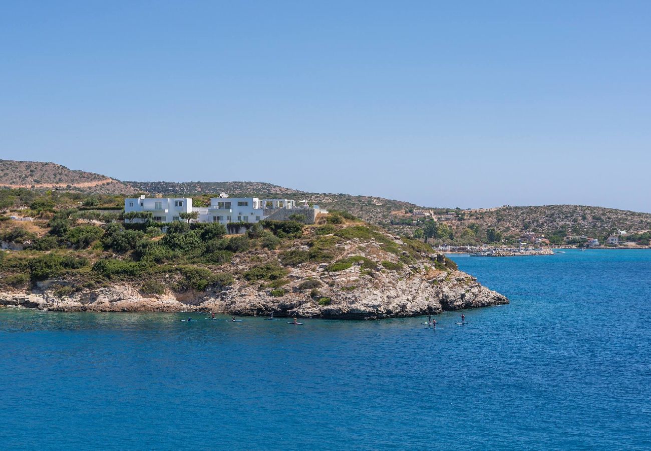 Villa in Loutraki - SeaWave Villa II, By Hellocrete