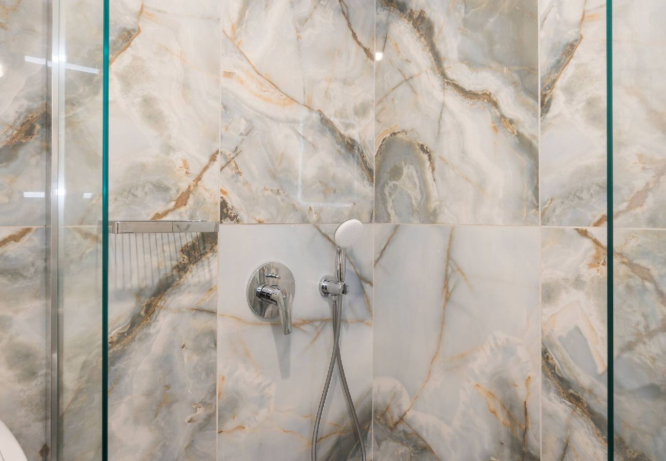 Villa in Loutraki - SeaWave Villa II, By Hellocrete