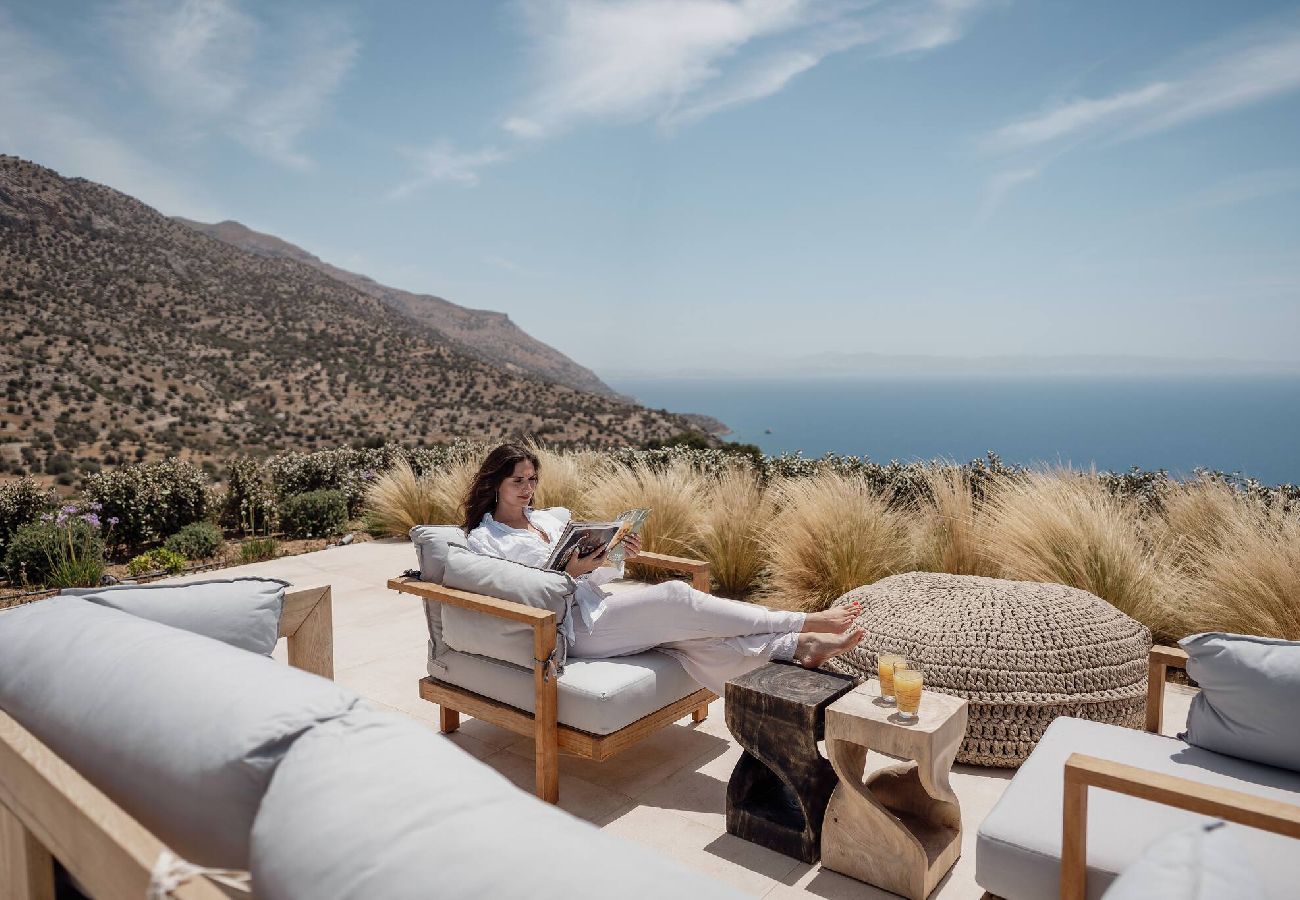 Villa in Saktouria - ArtOikia Villas – Ilios, By Hellocrete