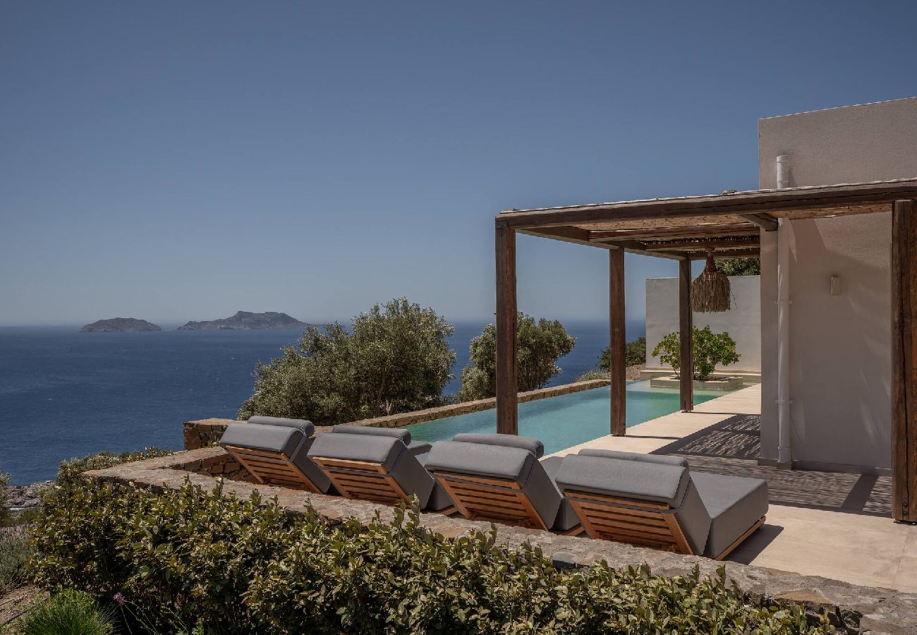 Villa in Saktouria - ArtOikia Villas – Thalassa, By Hellocrete