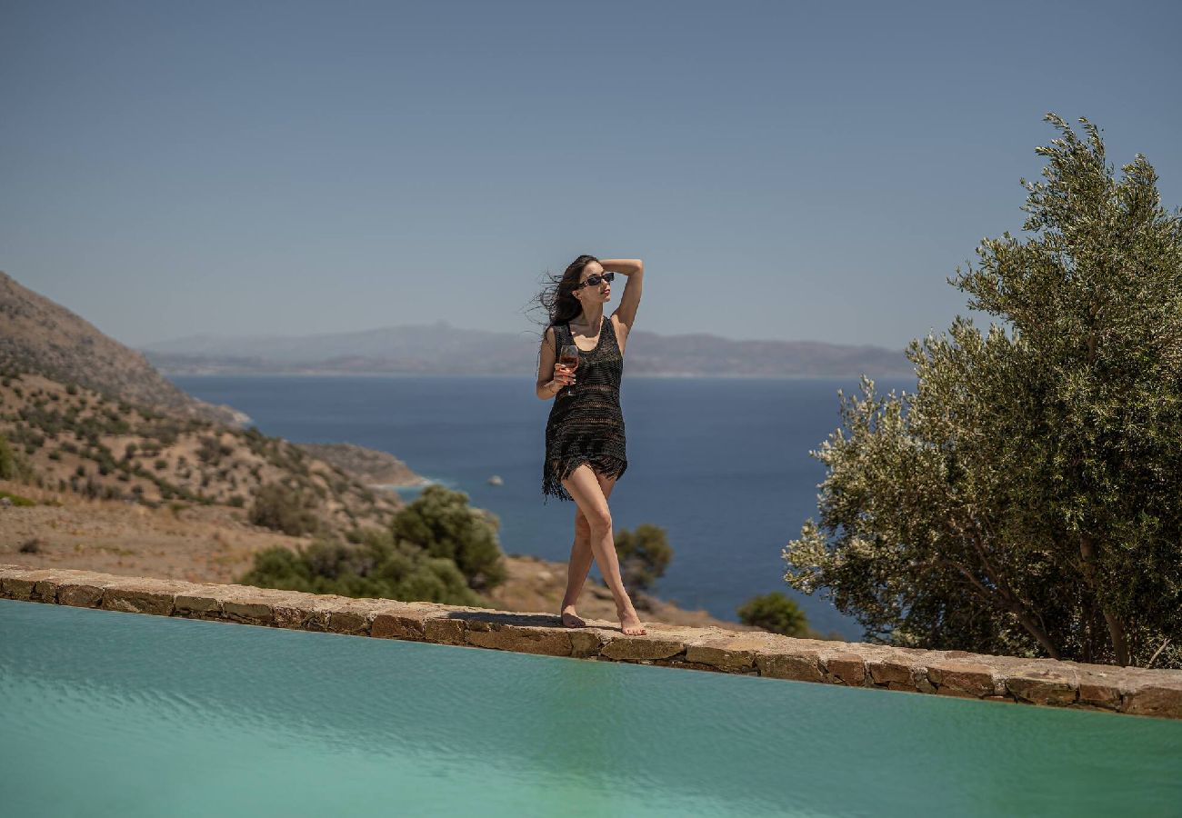 Villa in Saktouria - ArtOikia Villas – Thalassa, By Hellocrete