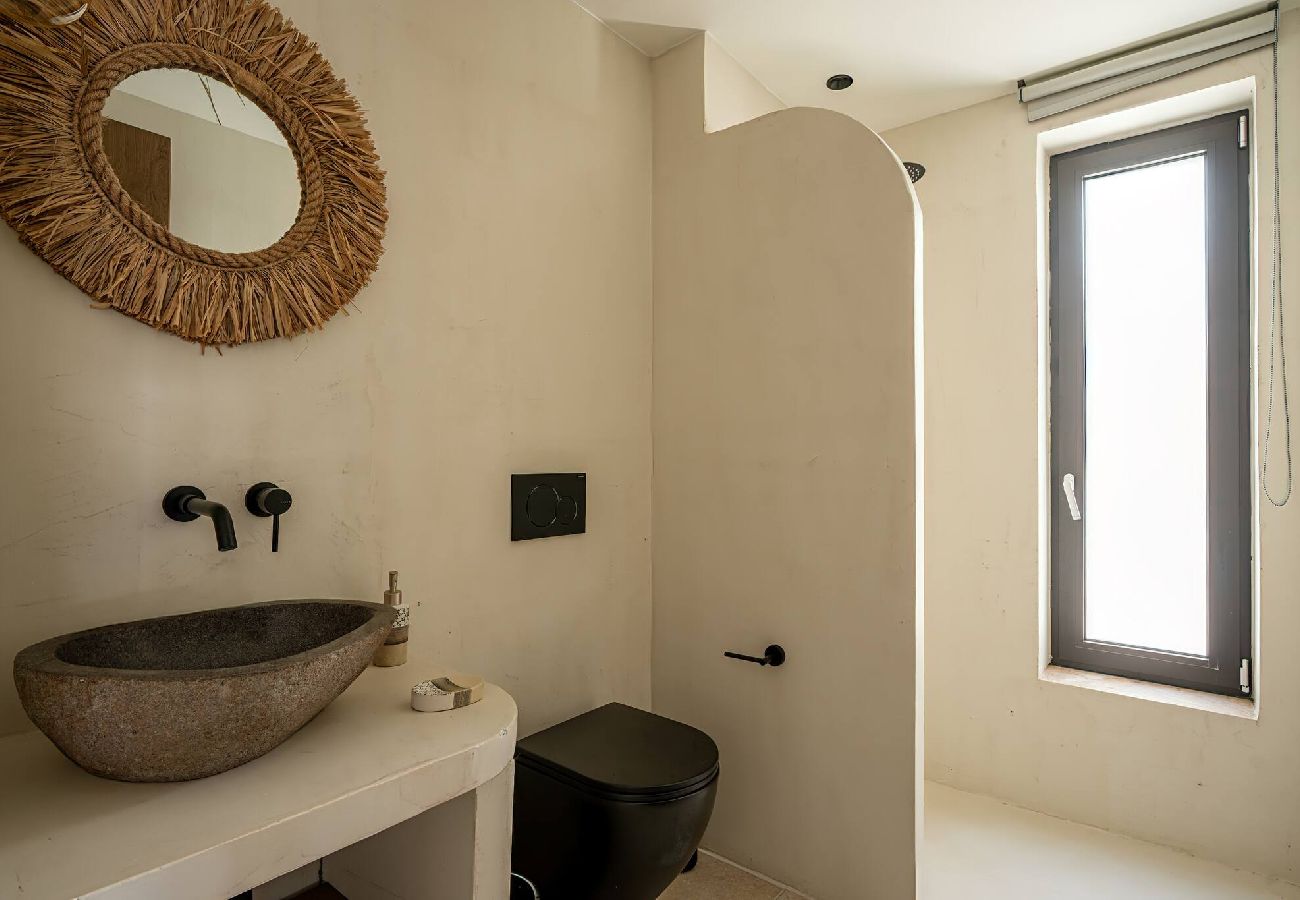 Villa in Saktouria - ArtOikia Villas – Thalassa, By Hellocrete