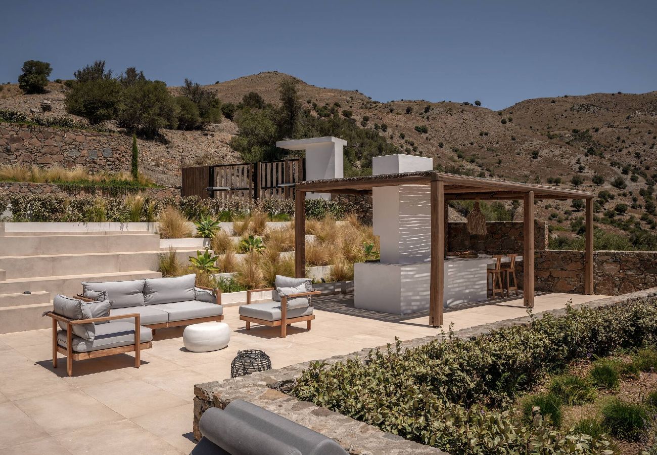 Villa in Saktouria - ArtOikia Villas – Thalassa, By Hellocrete