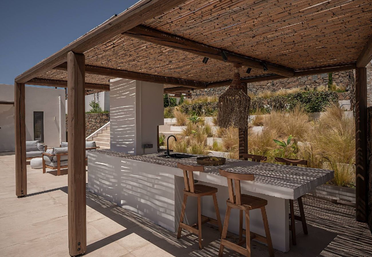 Villa in Saktouria - ArtOikia Villas – Thalassa, By Hellocrete