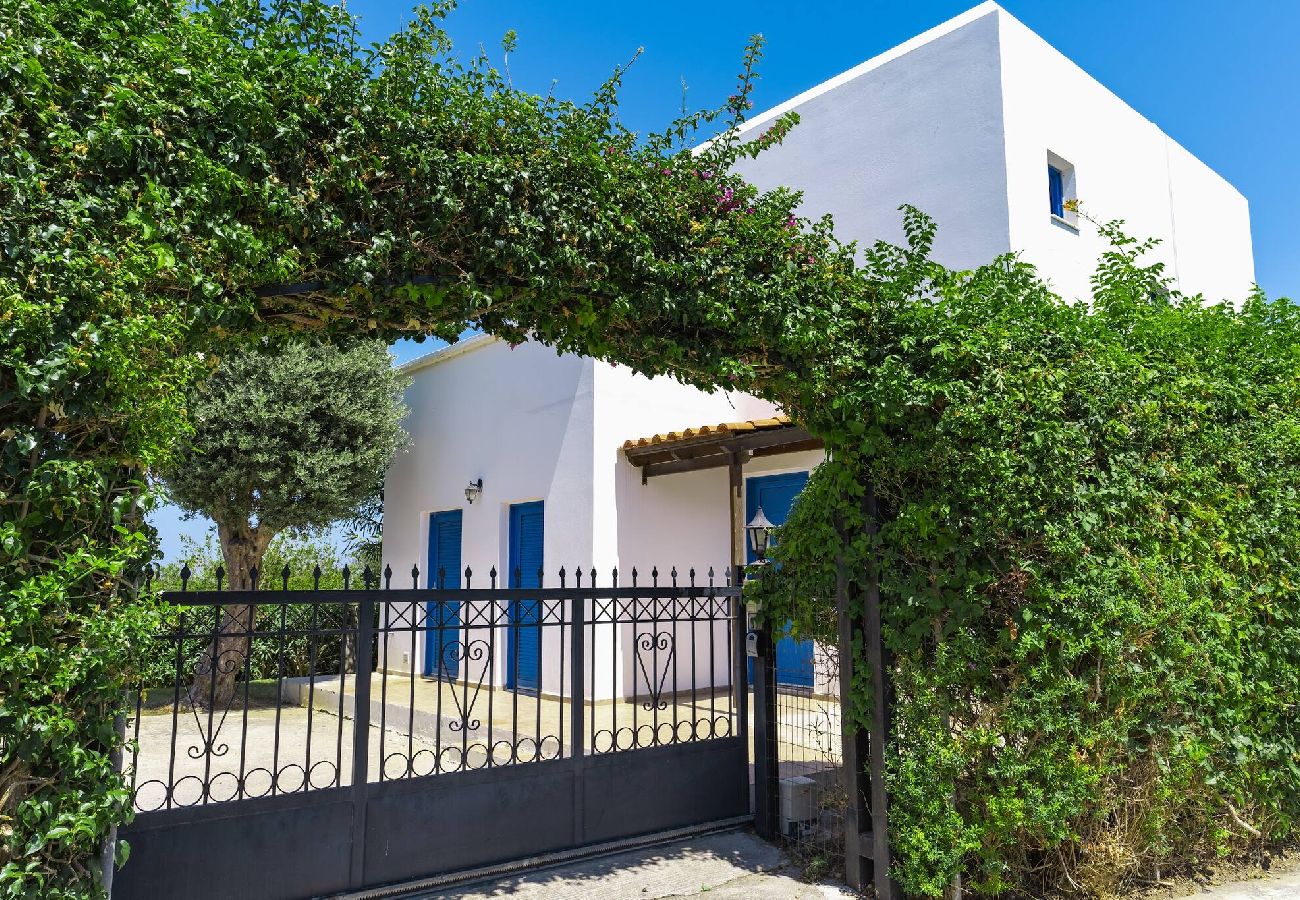 Villa in Pagkalochori - Villa Irini, By Hellocrete