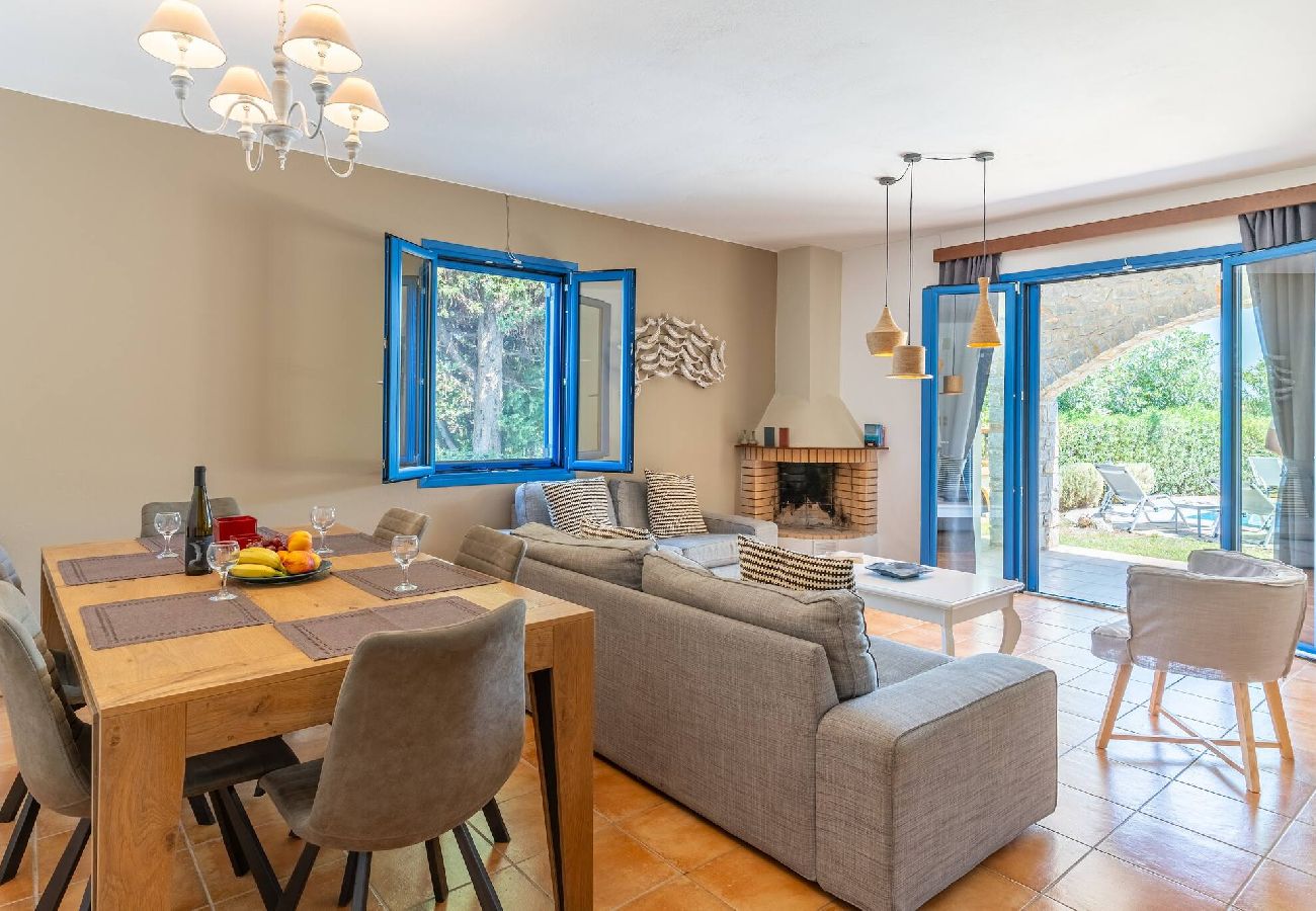 Villa in Pagkalochori - Villa Irini, By Hellocrete