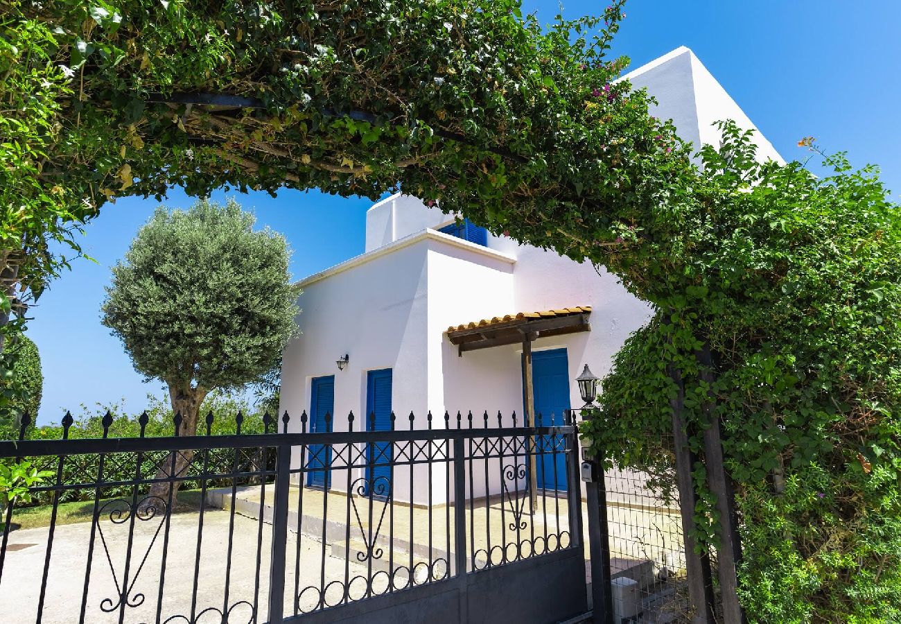 Villa in Pagkalochori - Villa Irini, By Hellocrete