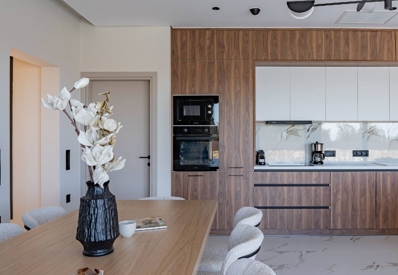 Villa in Aggeliana - Olive Hill Villa, By Hellocrete