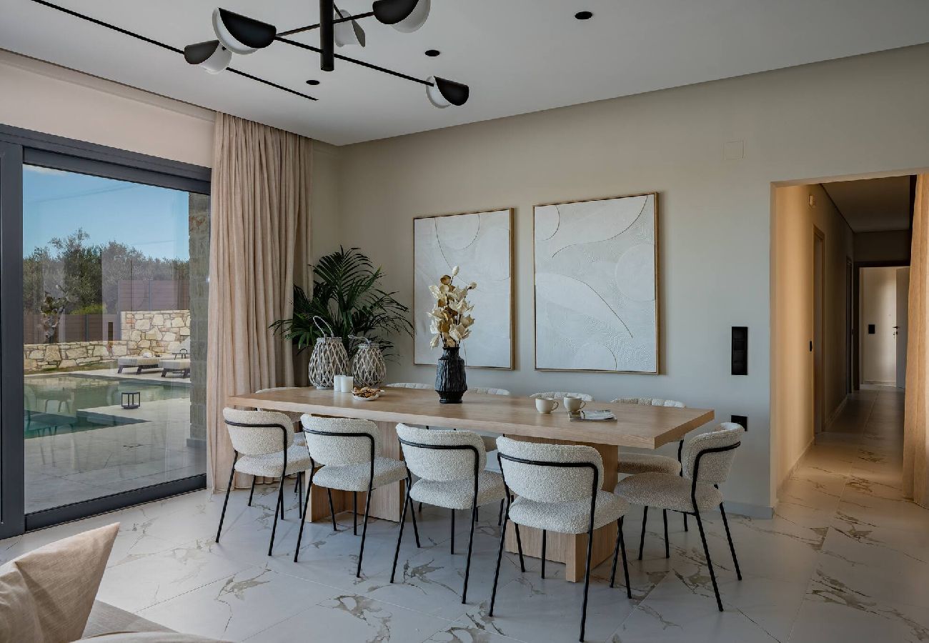 Villa in Aggeliana - Olive Hill Villa, By Hellocrete