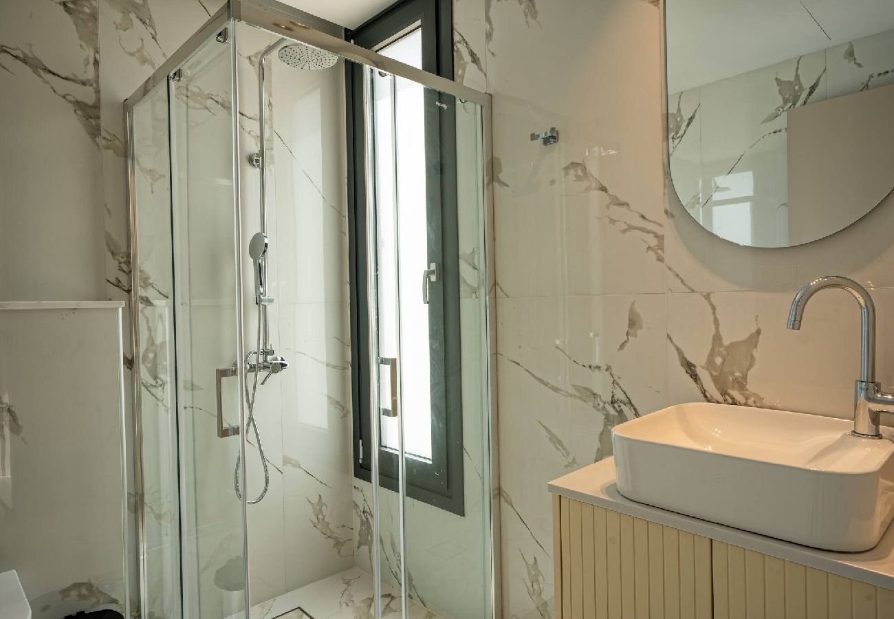 Villa in Aggeliana - Olive Hill Villa, By Hellocrete