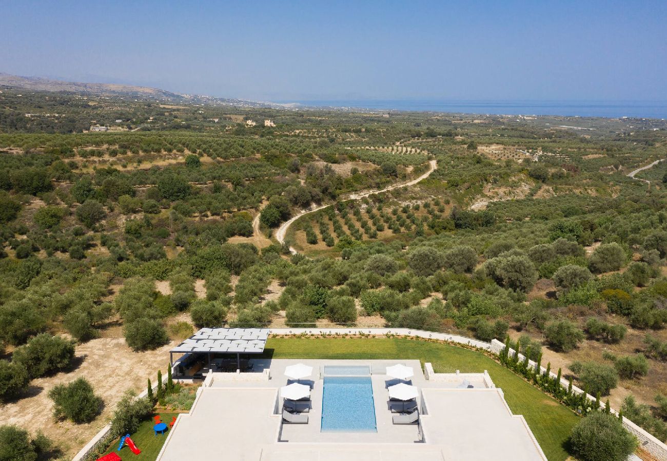 Villa in Skouloufia - Caelum Villa, By Hellocrete