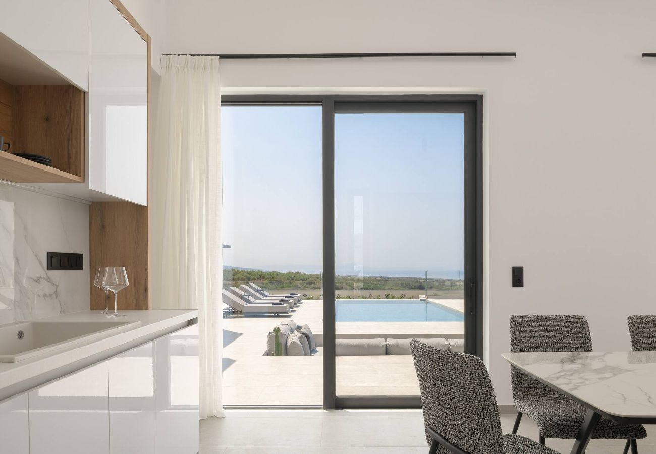 Villa in Skouloufia - Caelum Villa, By Hellocrete