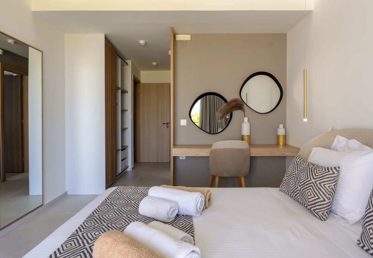 Villa in Aggeliana - Skyline Villa II, By Hellocrete