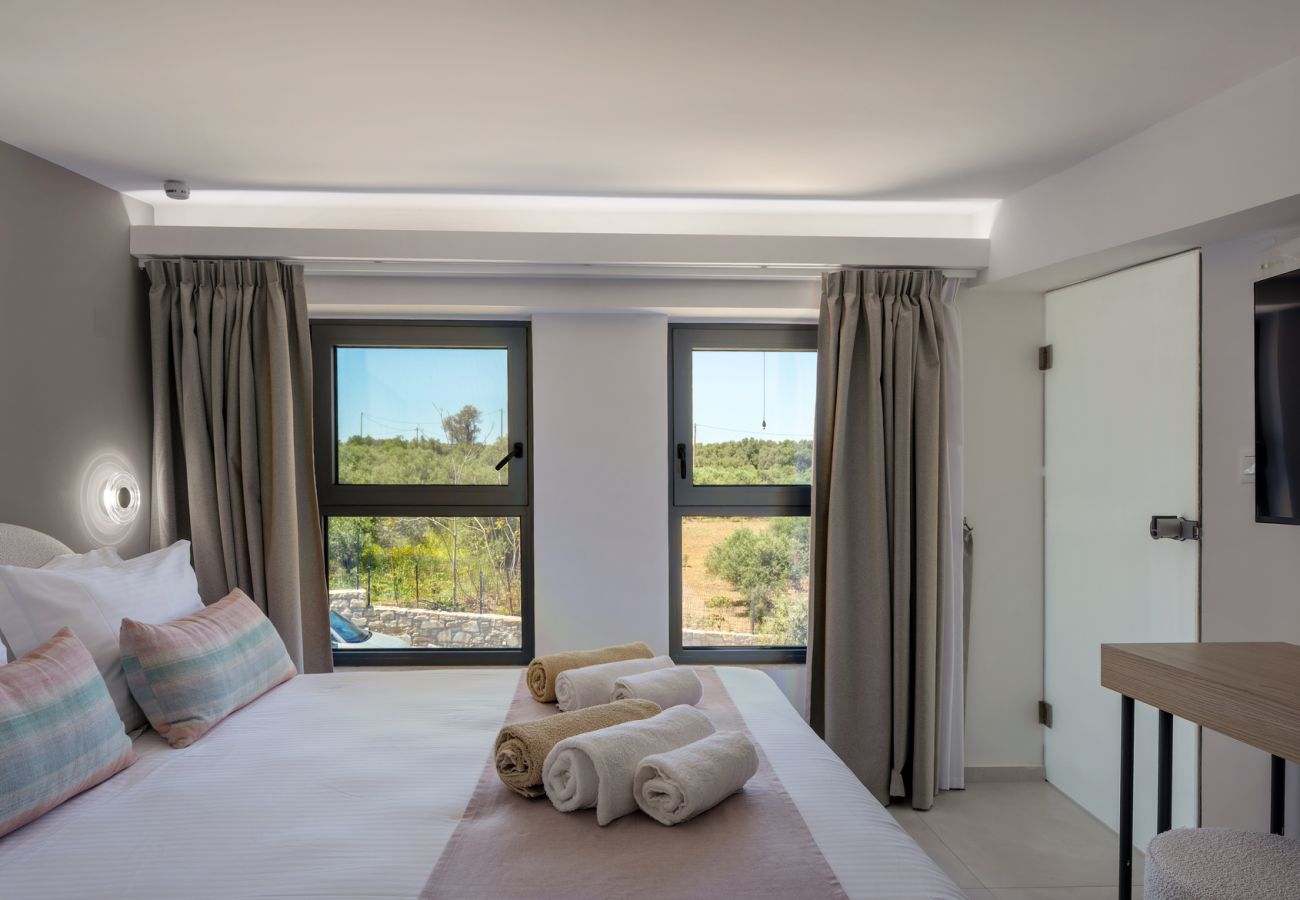Villa in Aggeliana - Skyline Villa II, By Hellocrete