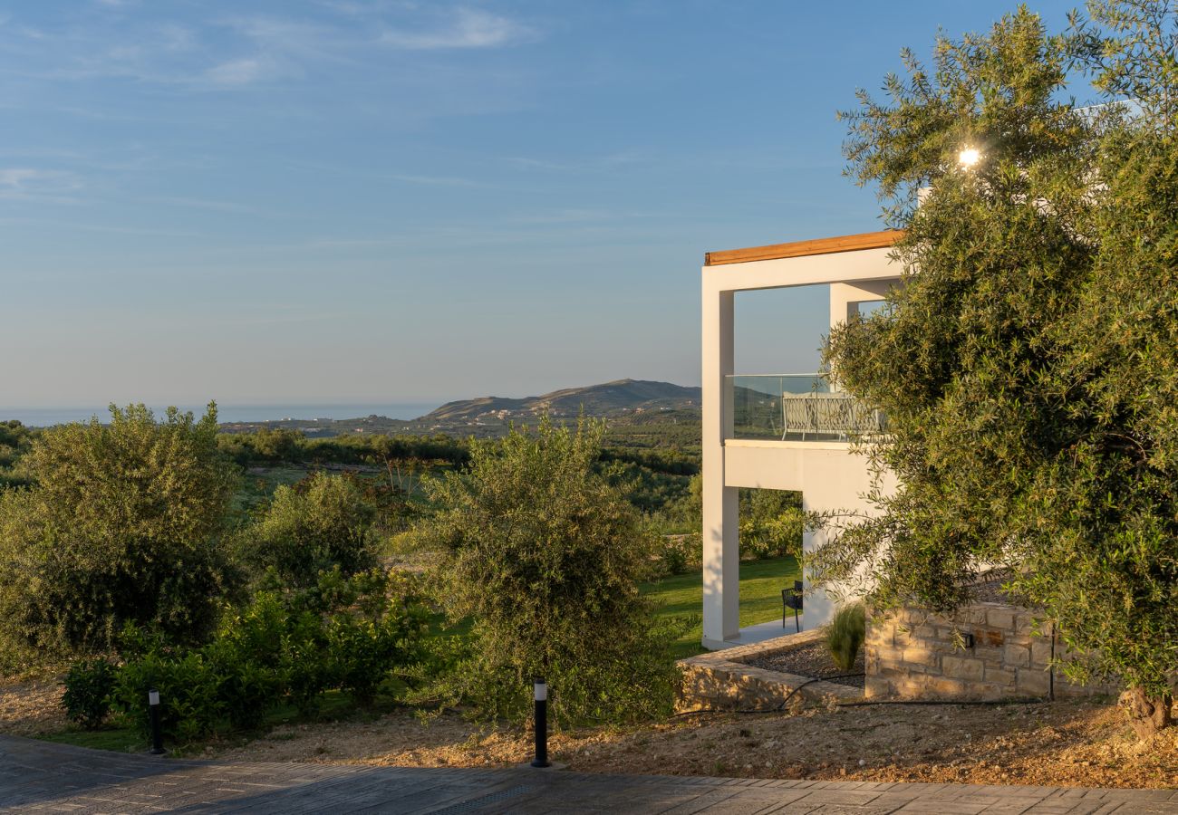 Villa in Aggeliana - Skyline Villa II, By Hellocrete