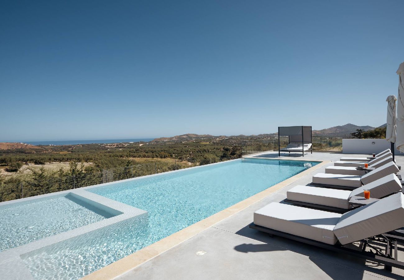 Villa in Aggeliana - Skyline Villa I, By Hellocrete